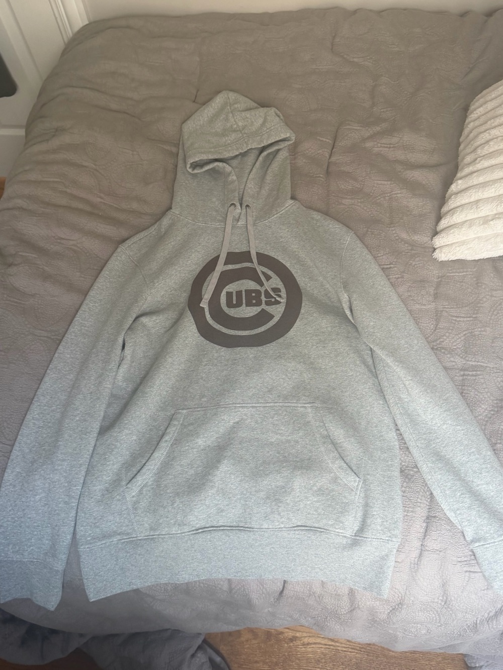 Goodfellow & Co Light Gray Chicago Cubs Hooded Sweatshirt